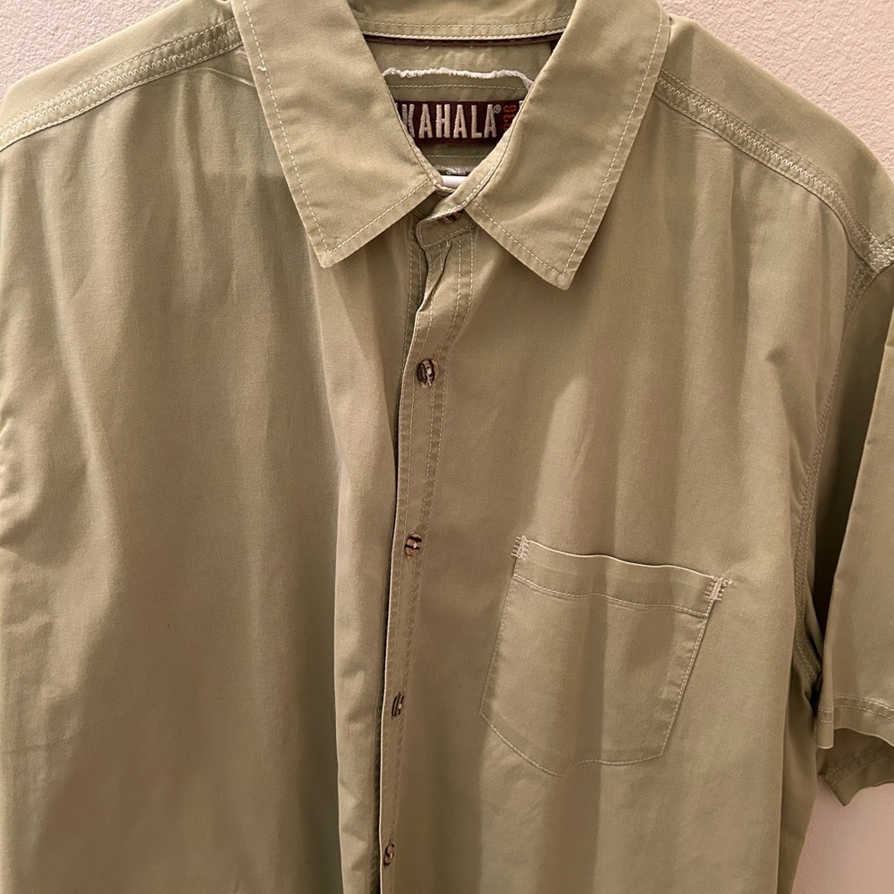 Men's Green Shirt